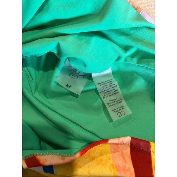 M - Picture 10 of 11